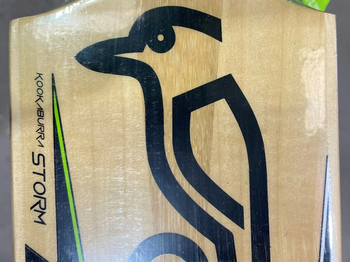 Kookaburra Brand New STORM Pro 600 Cricket Bat- Size Harrow