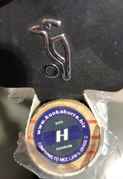 Kookaburra KAHUNA PRO 400 Junior Cricket Bat Harrow