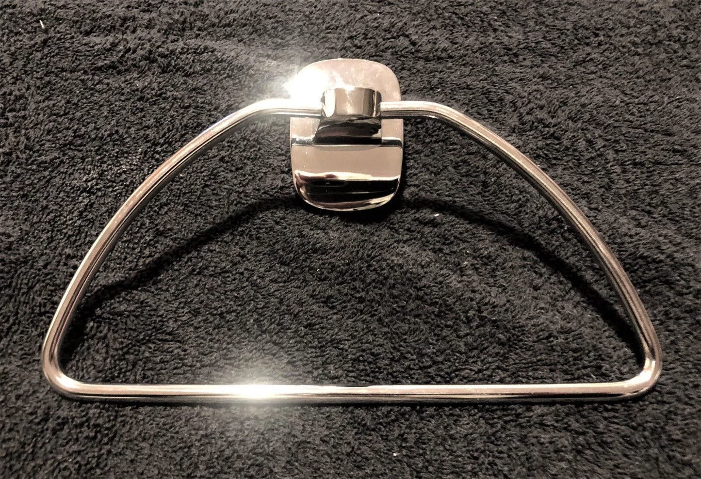 10 x 6Pce Ursa Bathroom set-Towel rail, hook roll &soap holder & more